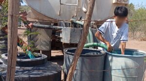 pipas de agua en comunidades de el fuerte sin