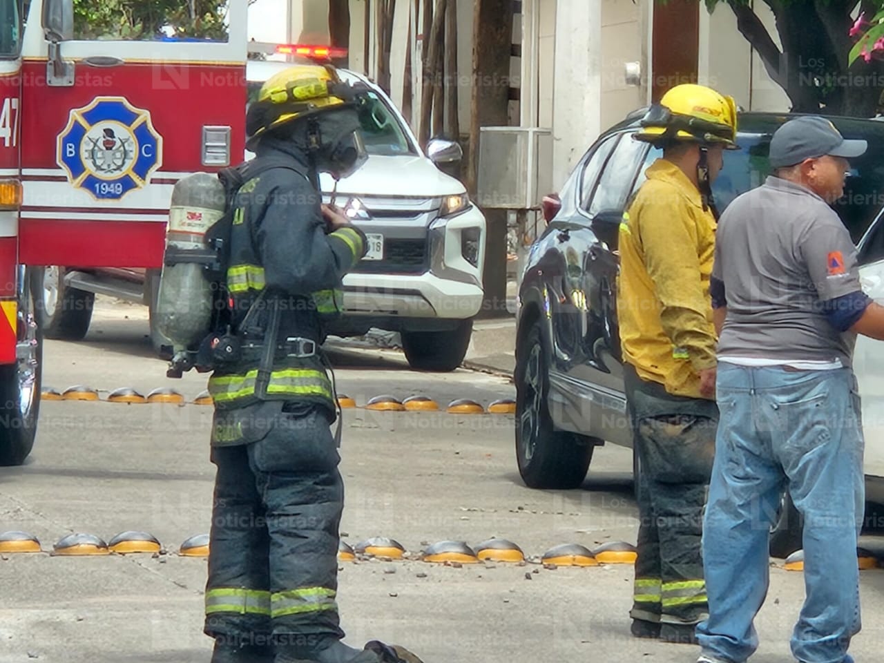 policias y bomberos actuaron de manera oportuna ante el incendio