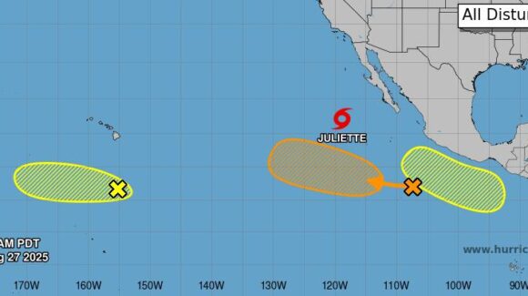 ¡Aumenta! Baja presión en el Pacífico alcanza un 30% de posibilidades de convertirse en la tormenta Kiko