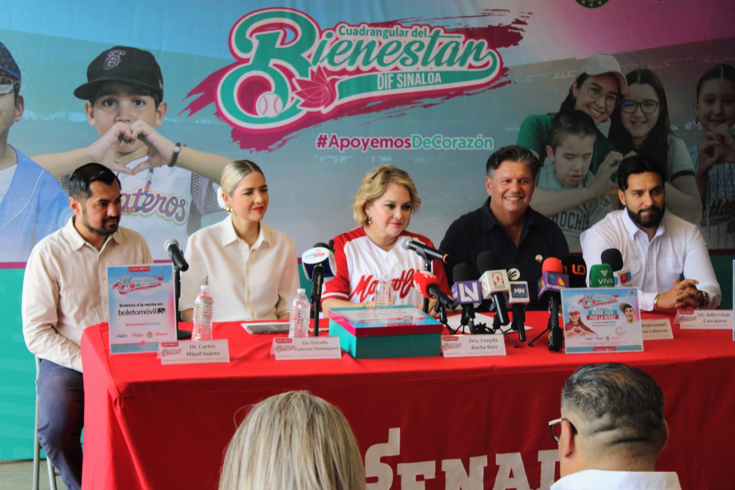 presentacion del cuadrangular por parte de las autoridades