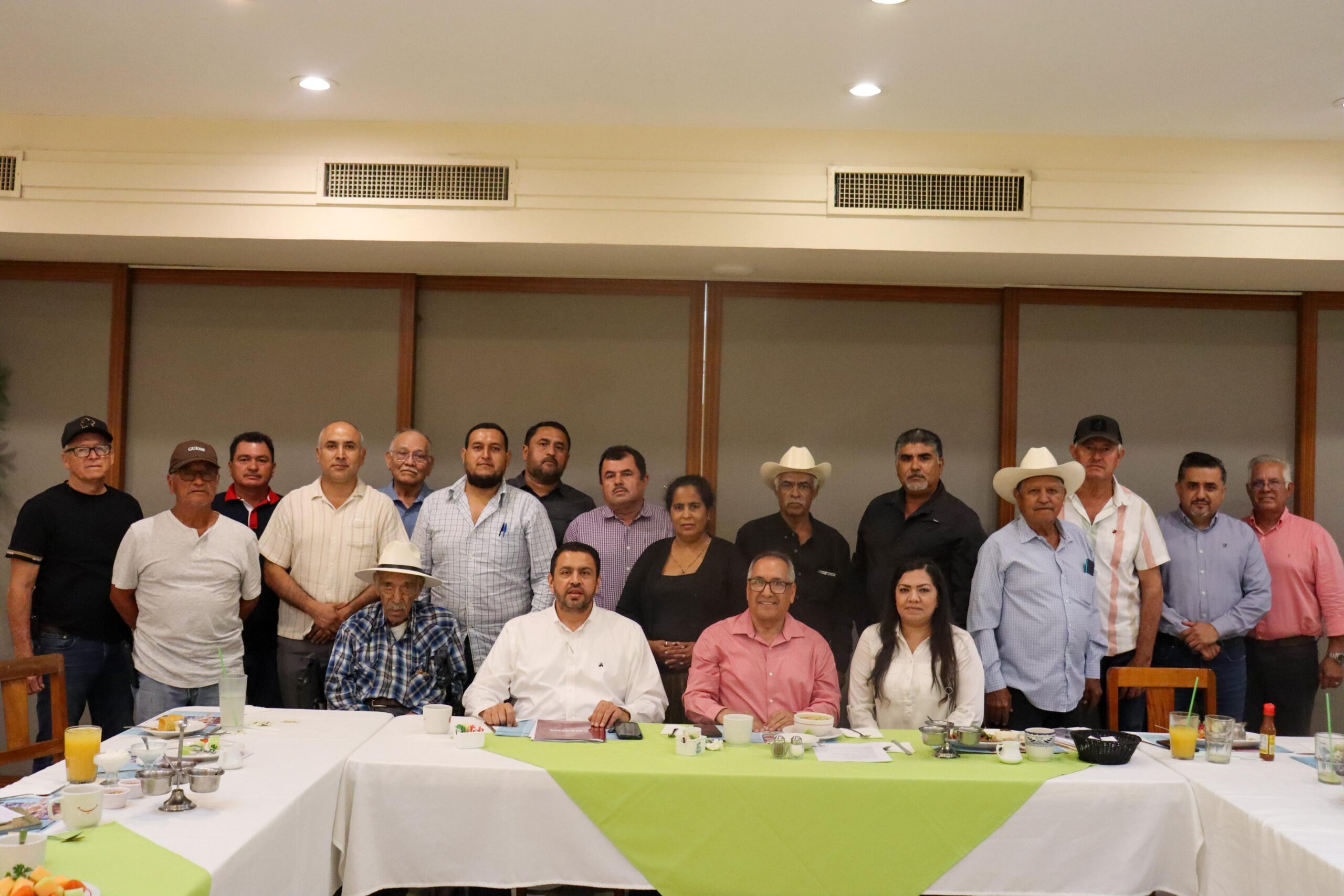 Presentan proyectos de desarrollo hidroagrícola para Sinaloa