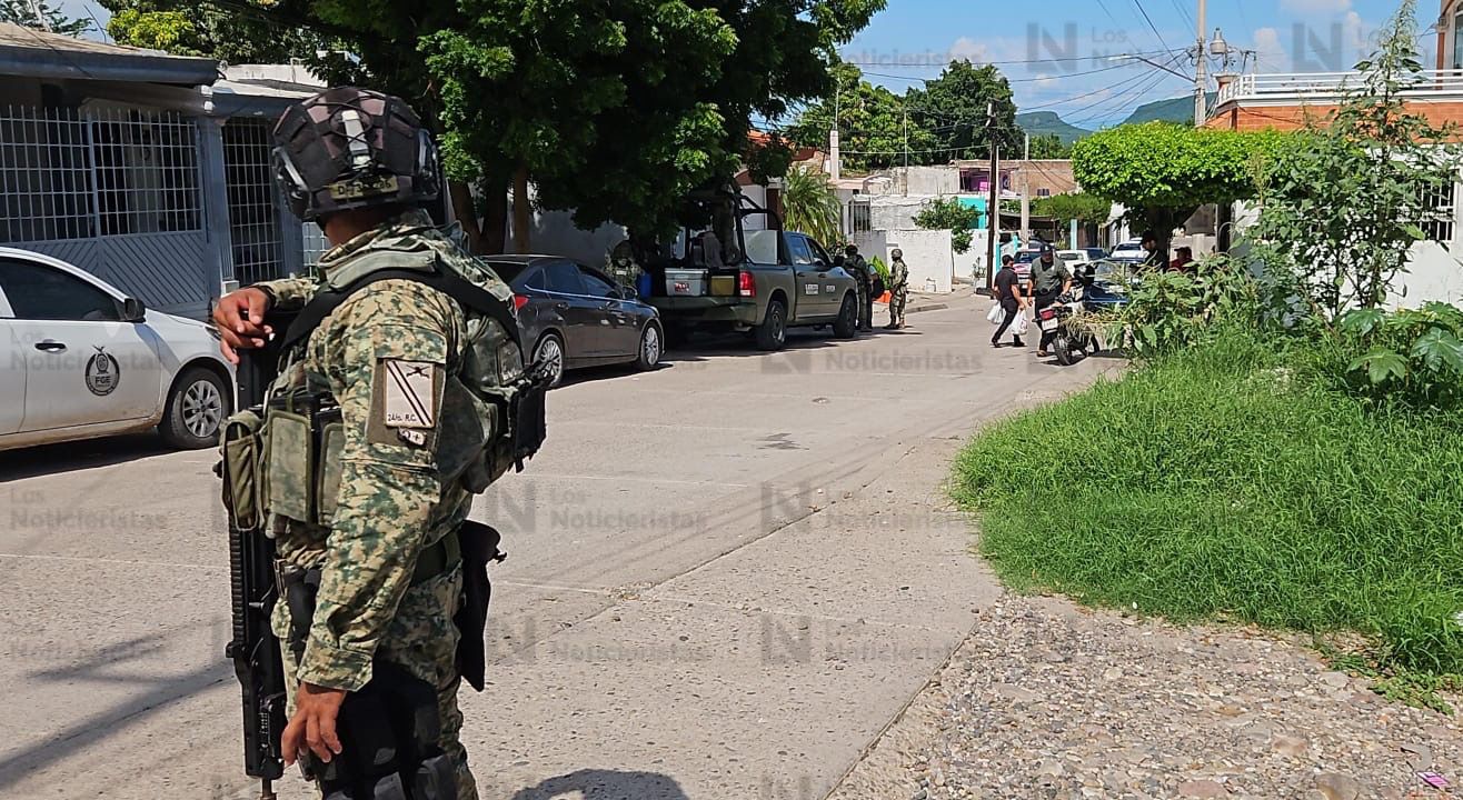 Ejército resguarda el lugar donde una persona fue privada de su libertad en la 10 de Mayo de Culiacán