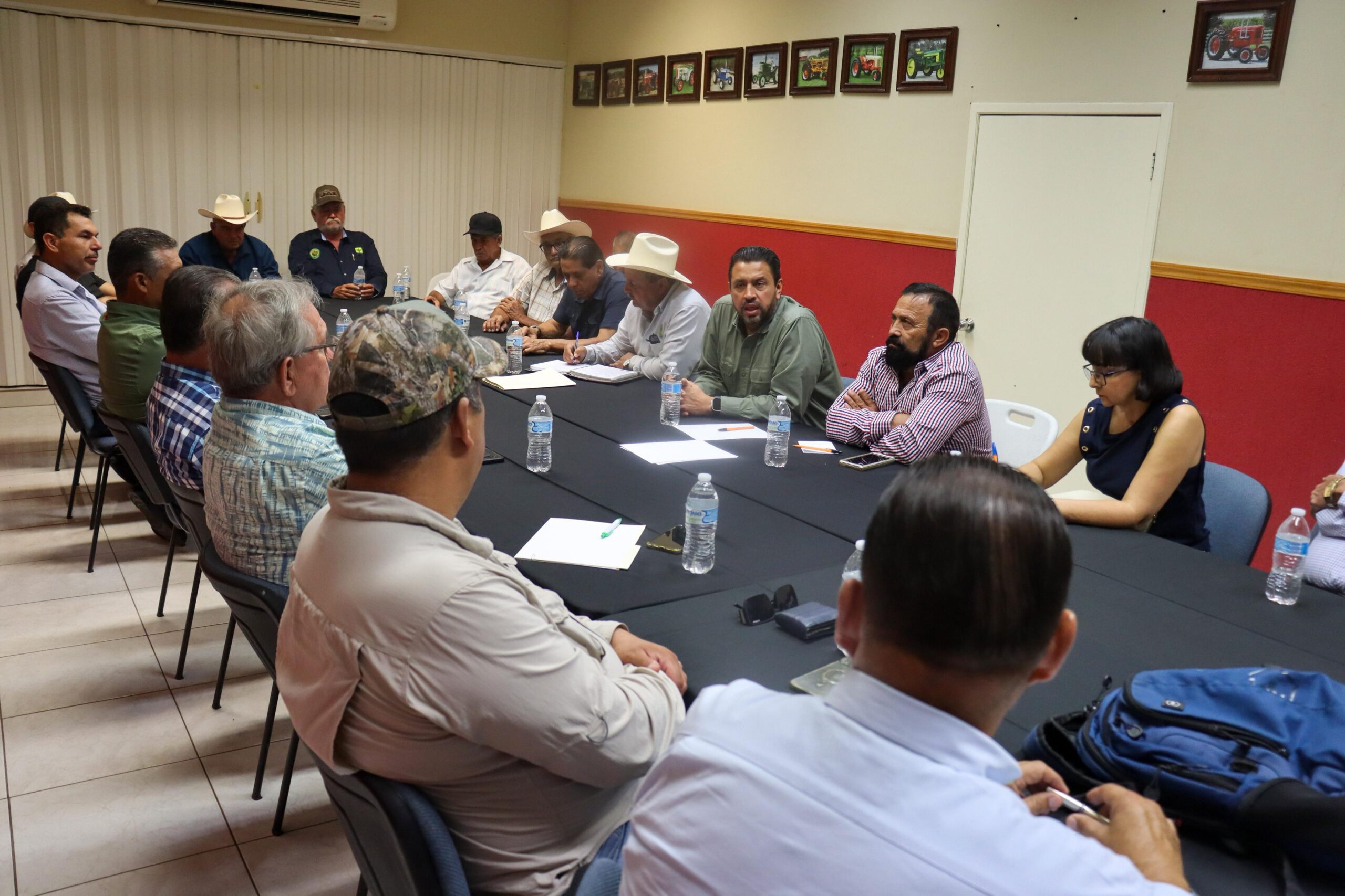 productores de la region del evora con titular de agricultura