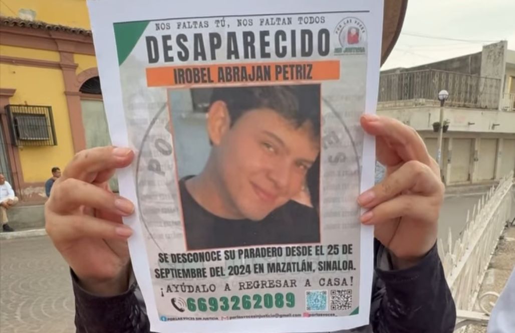 Buscan a desaparecidos con pega de imágenes en Rosario