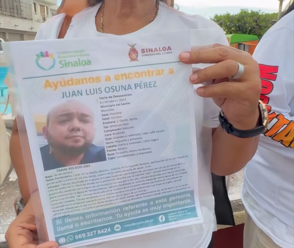 Buscan a desaparecidos con pega de imágenes en Rosario