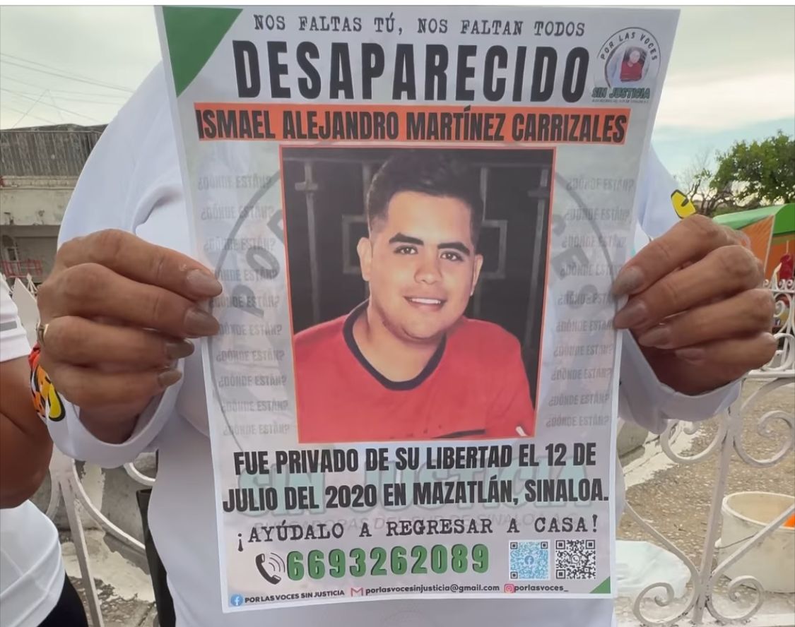 Buscan a desaparecidos con pega de imágenes en Rosario