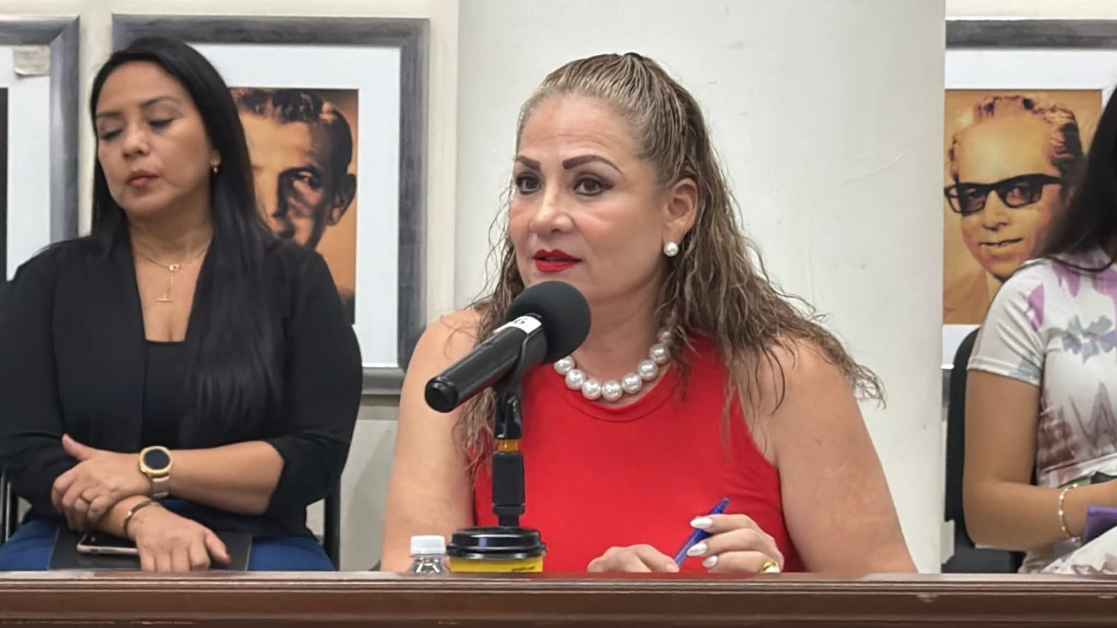 regidora de cabildo maribel chollet moran