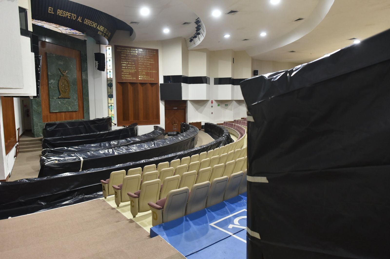 Inicia remodelación del pleno en el Congreso de Sinaloa