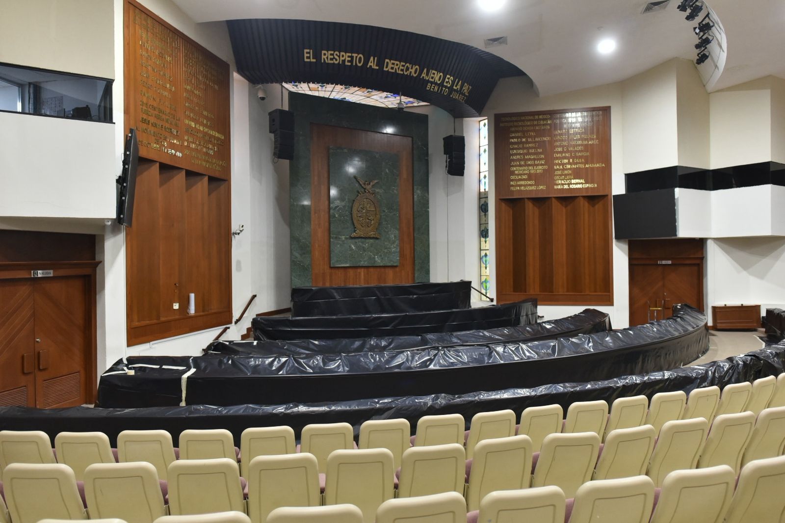 Inicia remodelación del pleno en el Congreso de Sinaloa