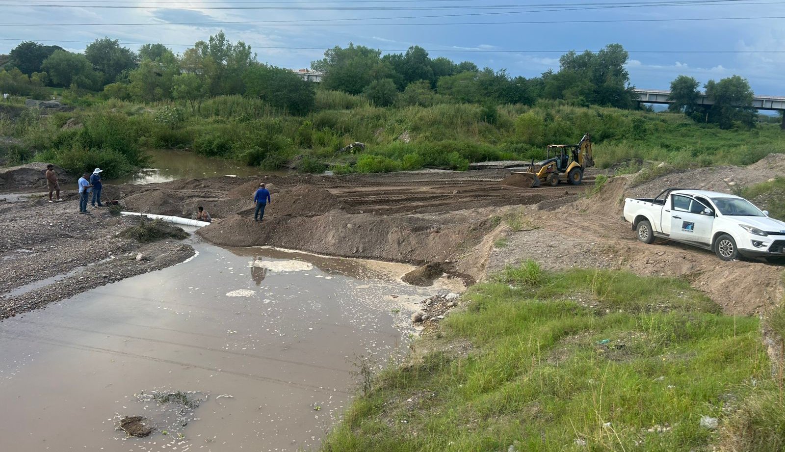 reparan tuberia del rio presidio en mazatlan