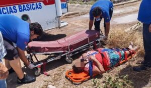 Rescatan en un canal a mujer que tenía dos días extraviada en La Cruz, Elota