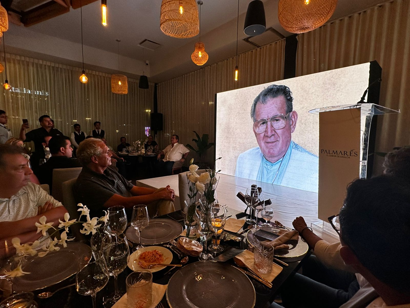 Segundo aniversario de restaurante Palmares