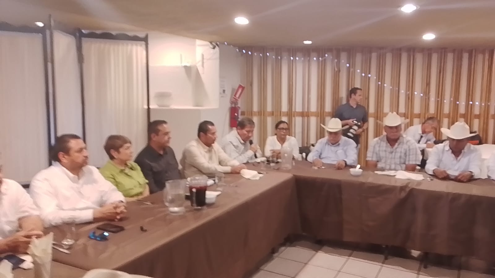 Reunión con secretario de agricultura de Sinaloa