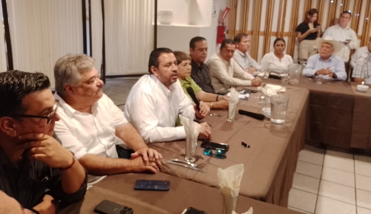 Se reúnen productores de maíz en Guasave con el secretario de Agricultura en Sinaloa