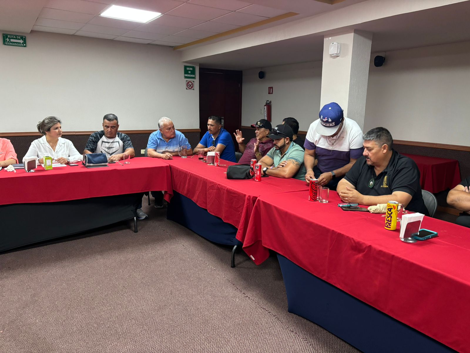 reunion entre softbolistas y ampayeres en ahome