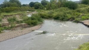 rio presidio tuberia rota en villa union sinaloa