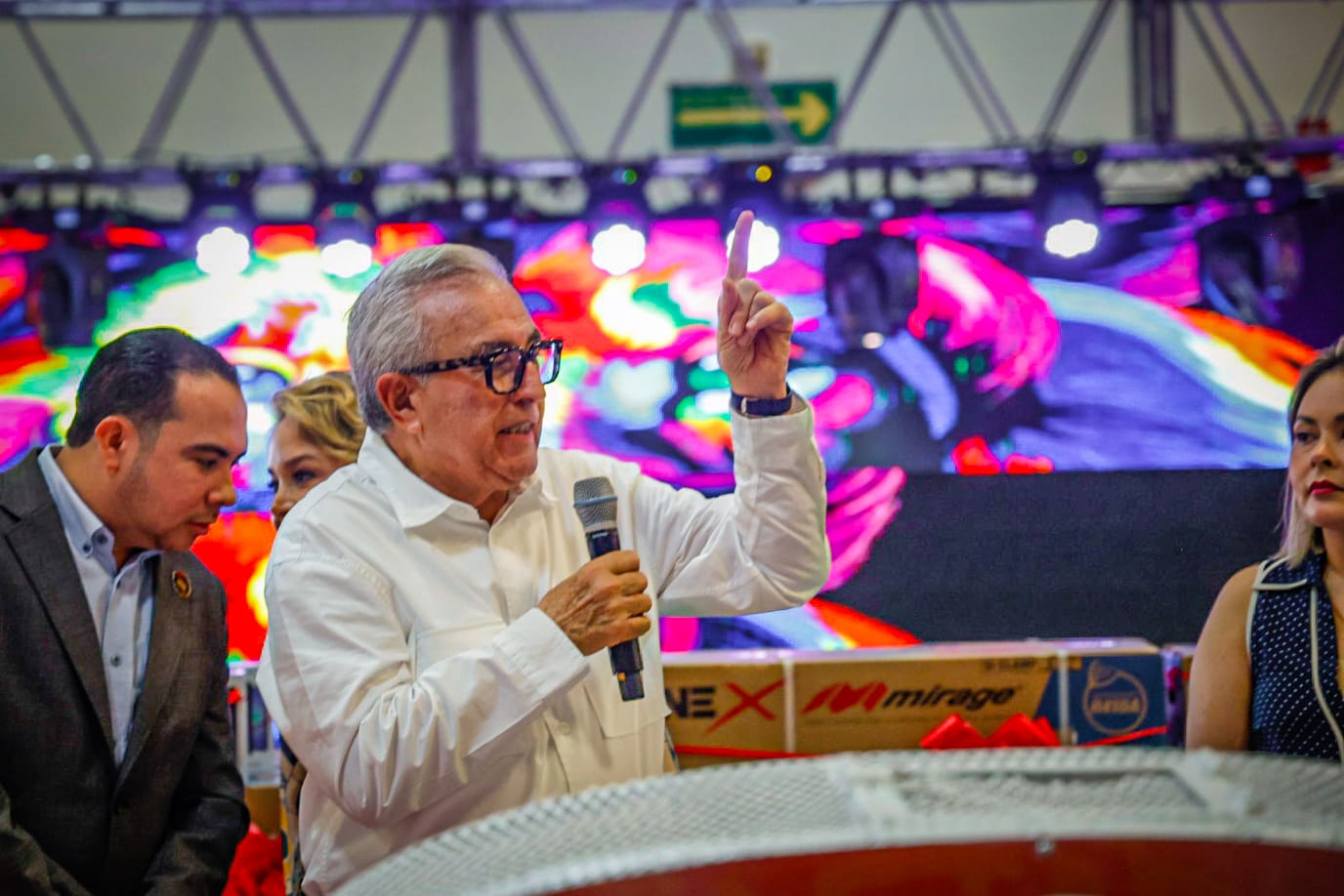 rocha en festejo del dia del servidor publico