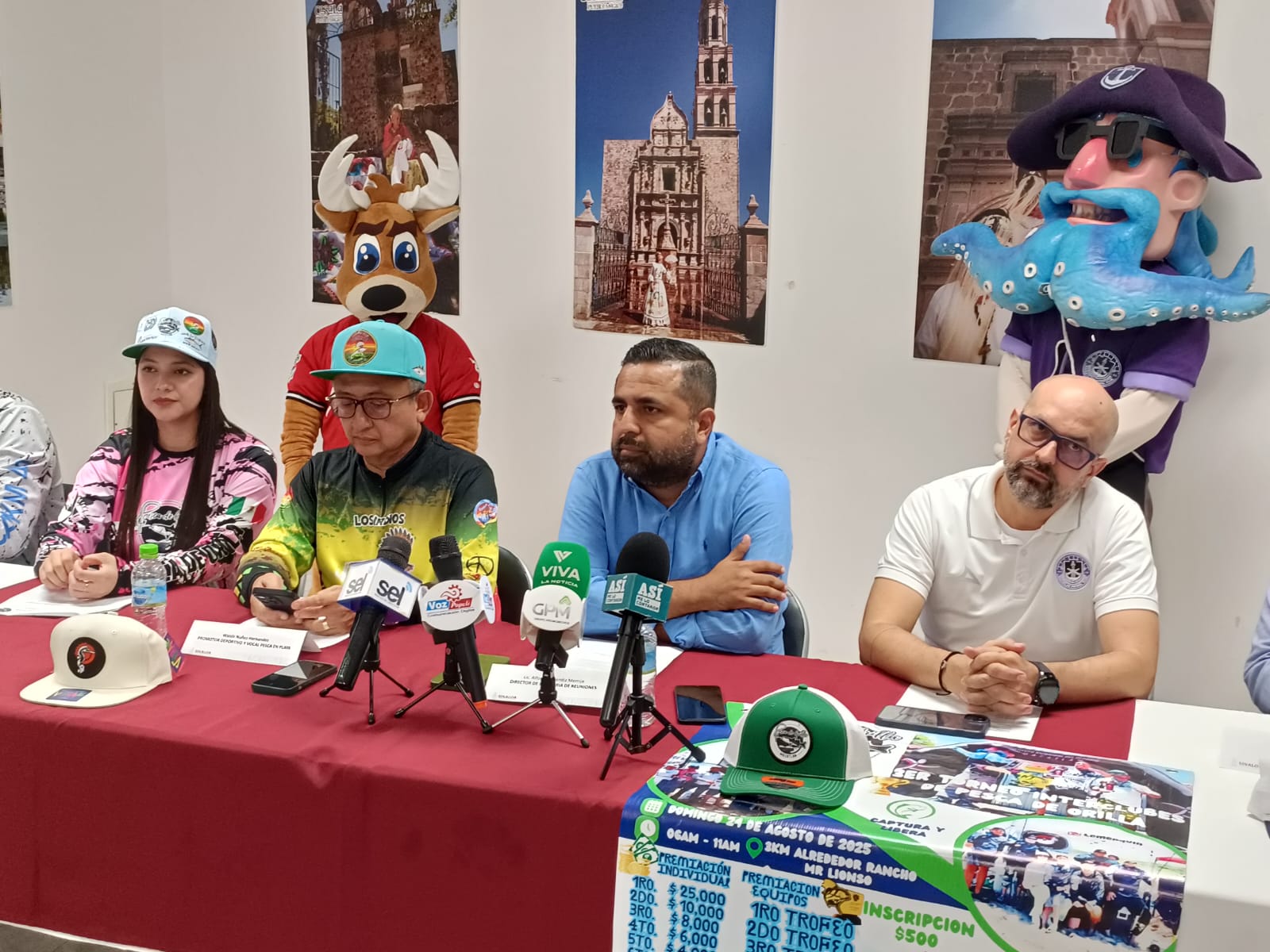 José Alfonso Reséndiz Memije y Waldir Núñez Hernández en conferencia de prensa presentan Torneo Interclubes de Pesca de Orilla