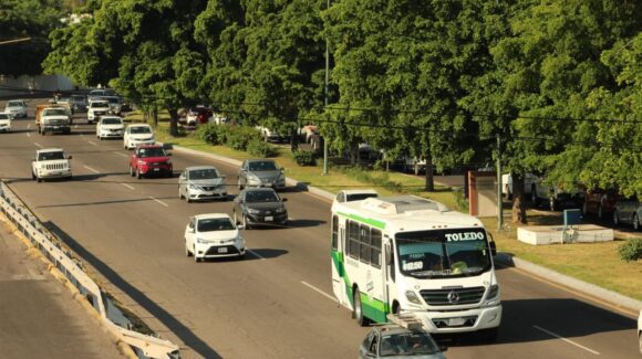 “El transporte público debe atenderse de manera permanente”: Rocha