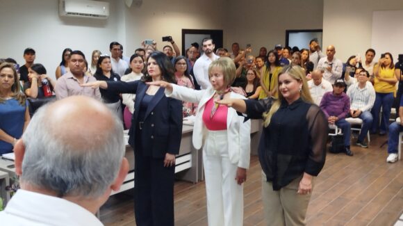 Rinden protesta nueva sindica procuradora y regidoras suplentes en Ahome