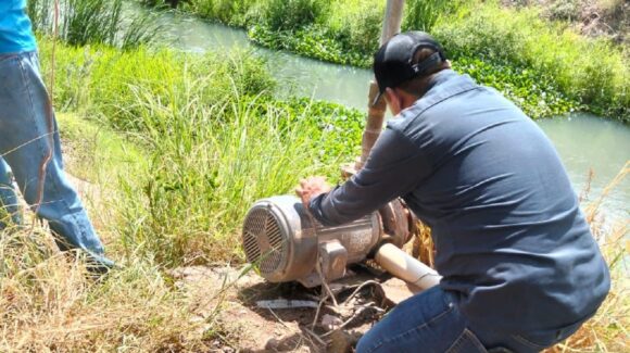 Gobierno de El Fuerte restablece servicio de agua en La Palma de Charay