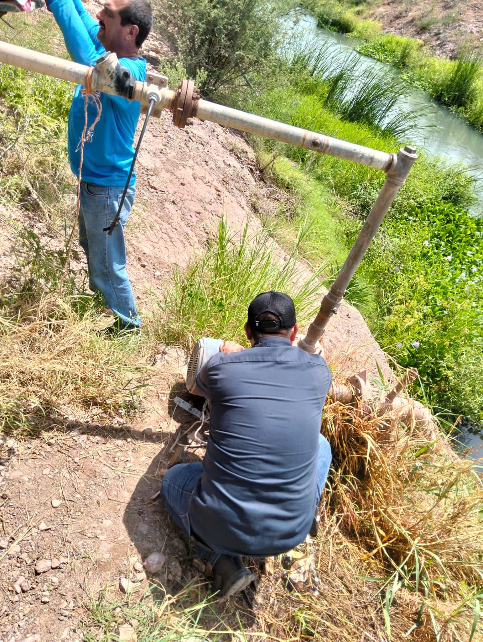 Restablecen servicio de agua en La Palma de Charay