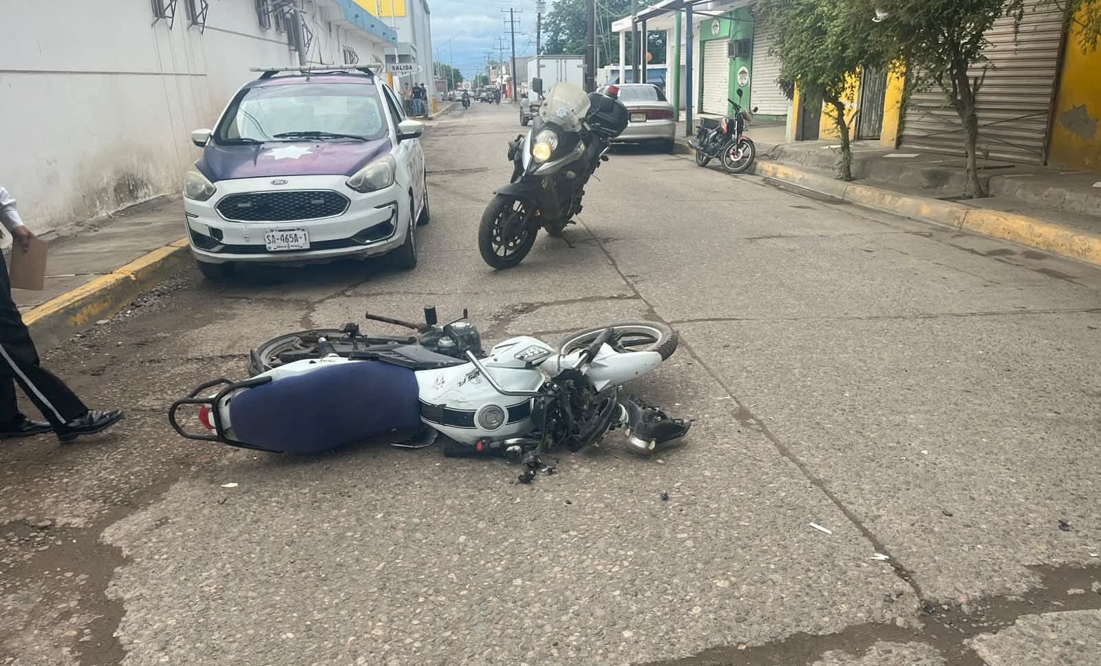 sujeto machetea a motociclista en villa union sinaloa