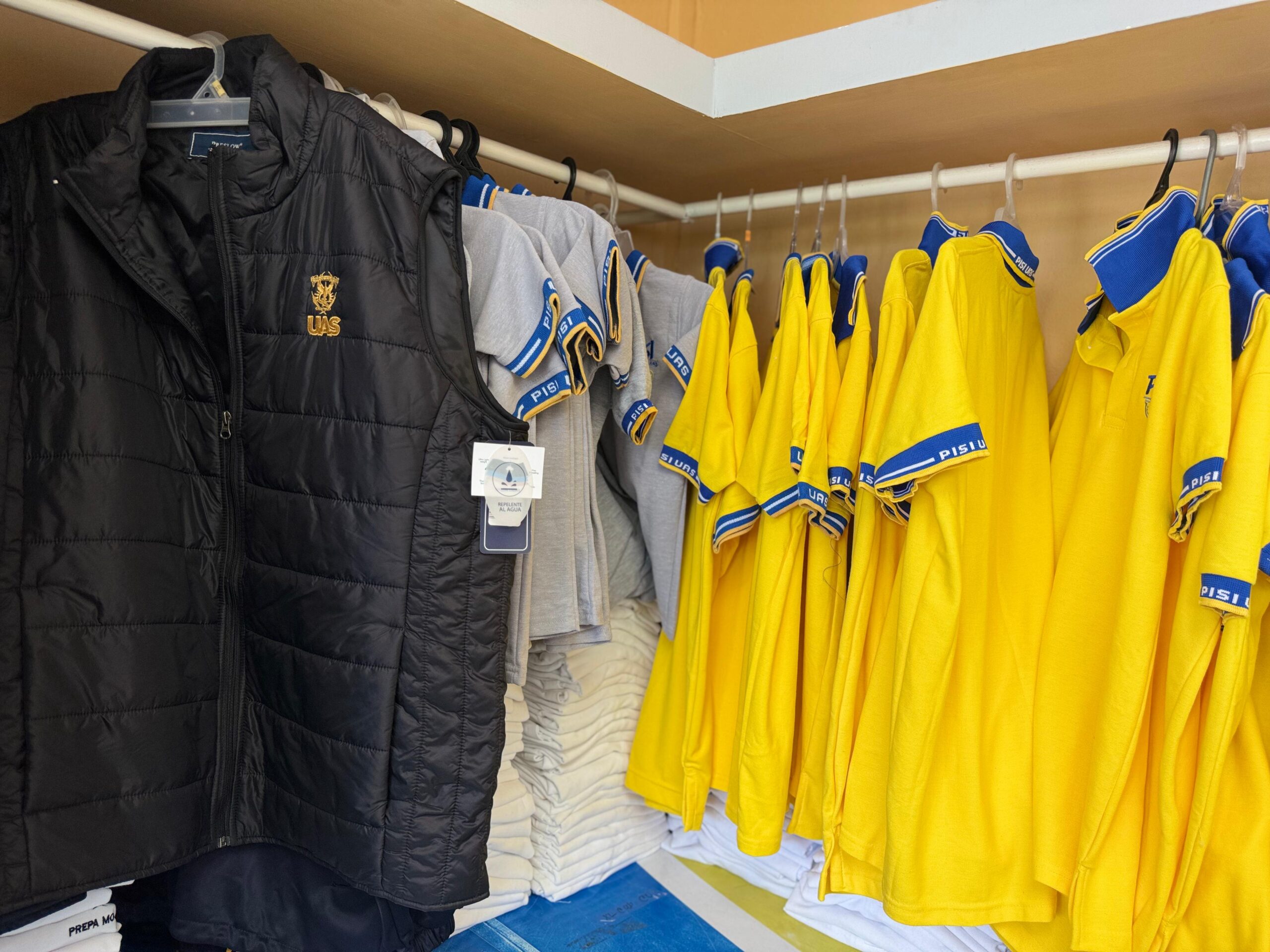 uniformes de la UAS