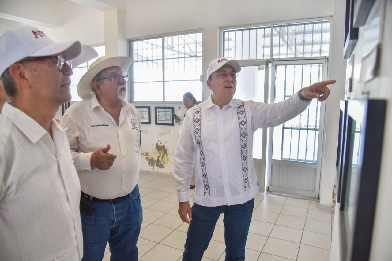 Topolobampo deslumbra a autoridades federales con su cultura