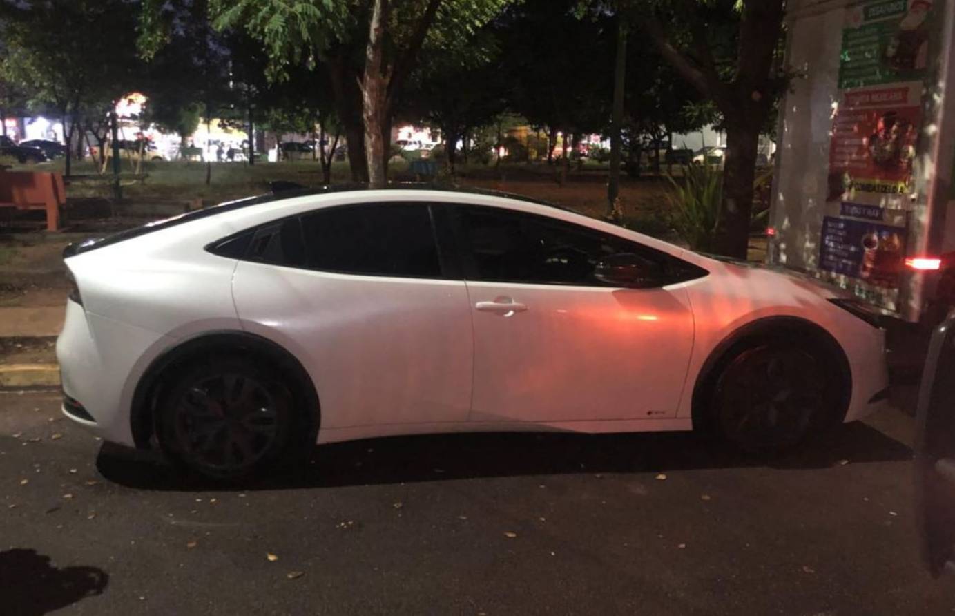 toyota prius recuperado
