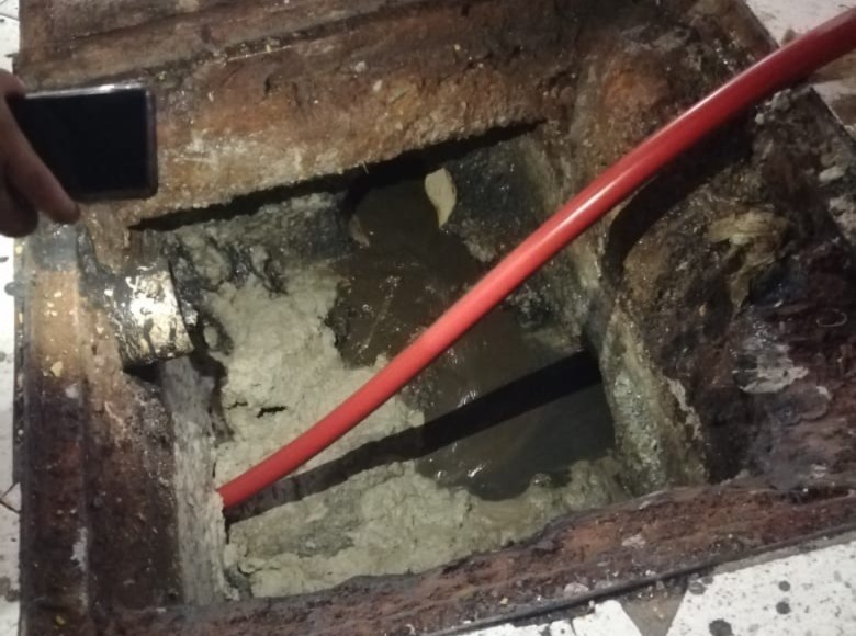 Trabajos de desazolve en el "Pino Suárez", en Mazatlán