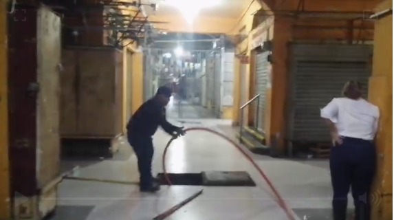 Trabajos de desazolve en el "Pino Suárez", en Mazatlán