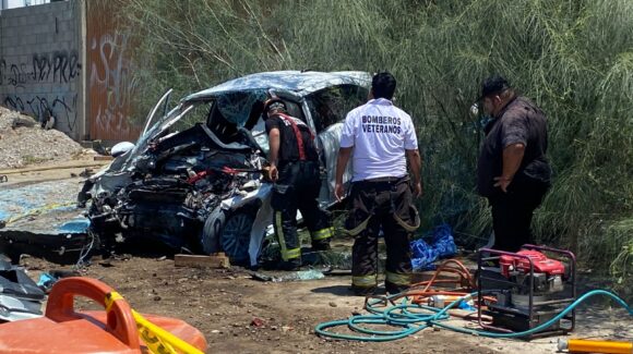 A exceso de velocidad y a punto de incendiarse; así fue el fatal accidente en Mazatlán