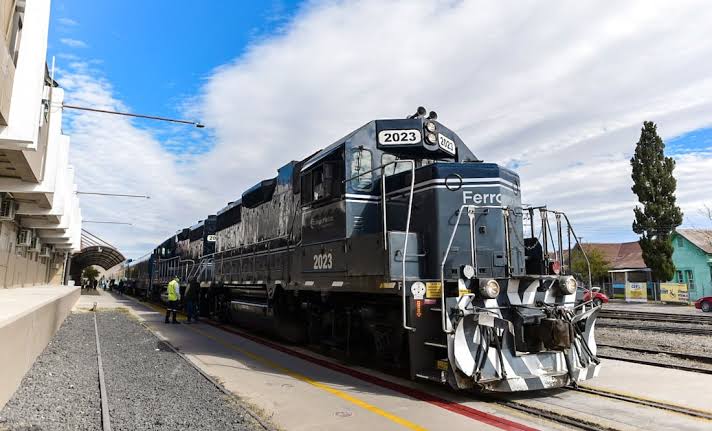 Tren El Sinaloense conectará de Mazatlán a Los Mochis