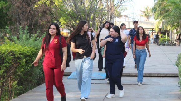 UAdeO Guasave arranca ciclo escolar con casi 5 mil estudiantes