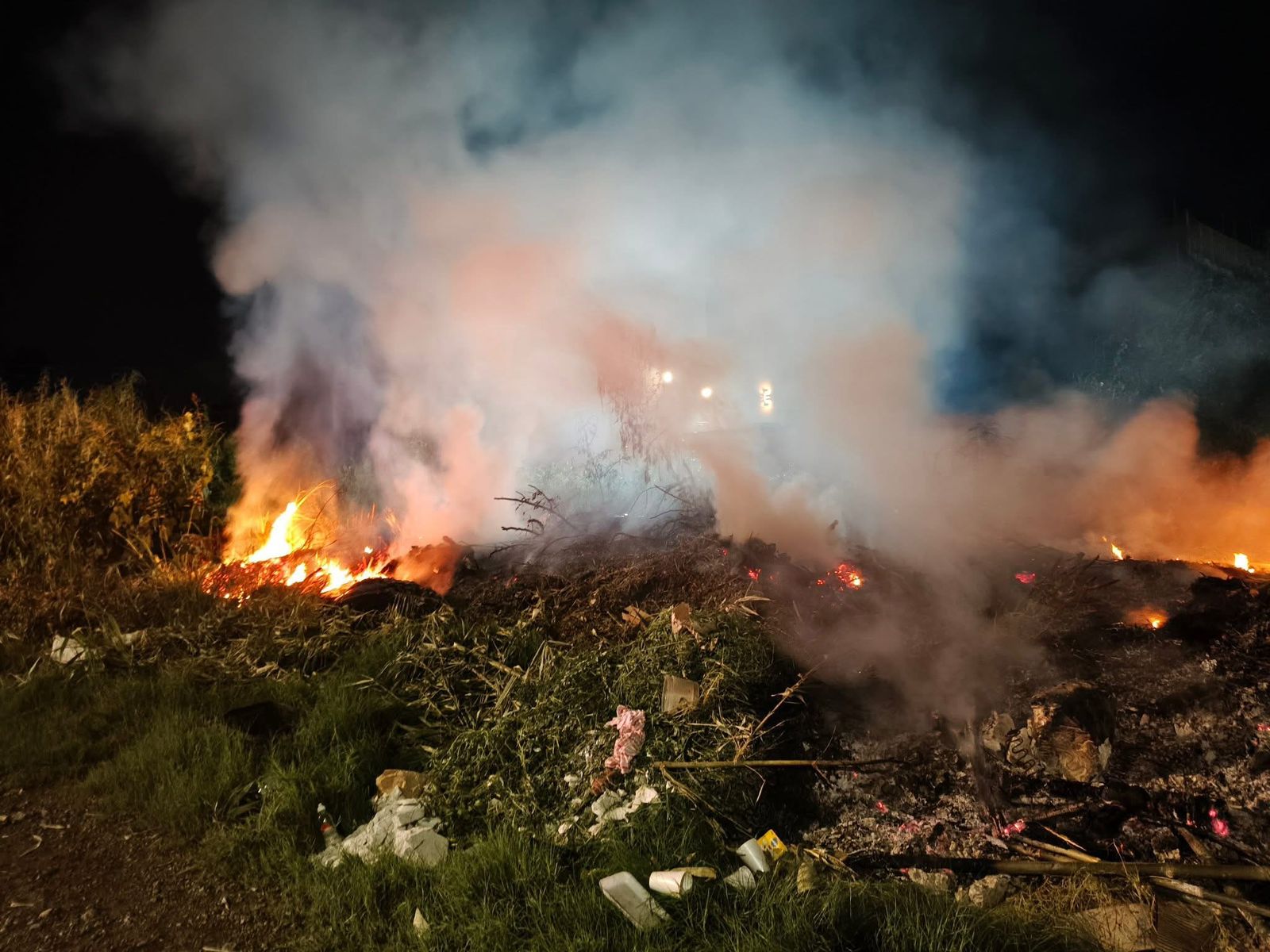 una densa nube de humo fue la que ocasiono el incendio
