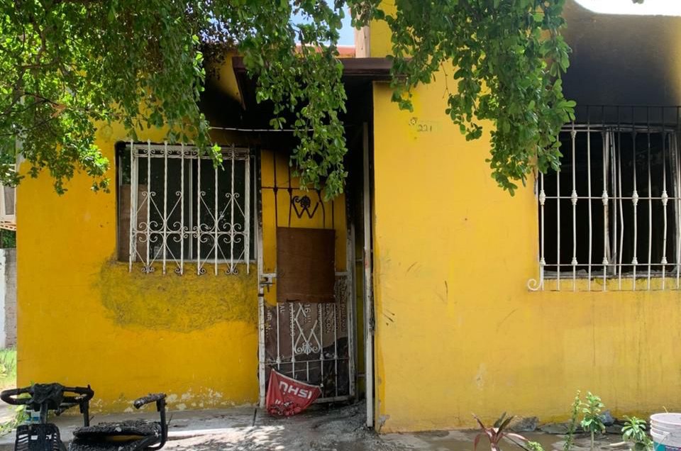 vivienda incendiada en guamuchil sin