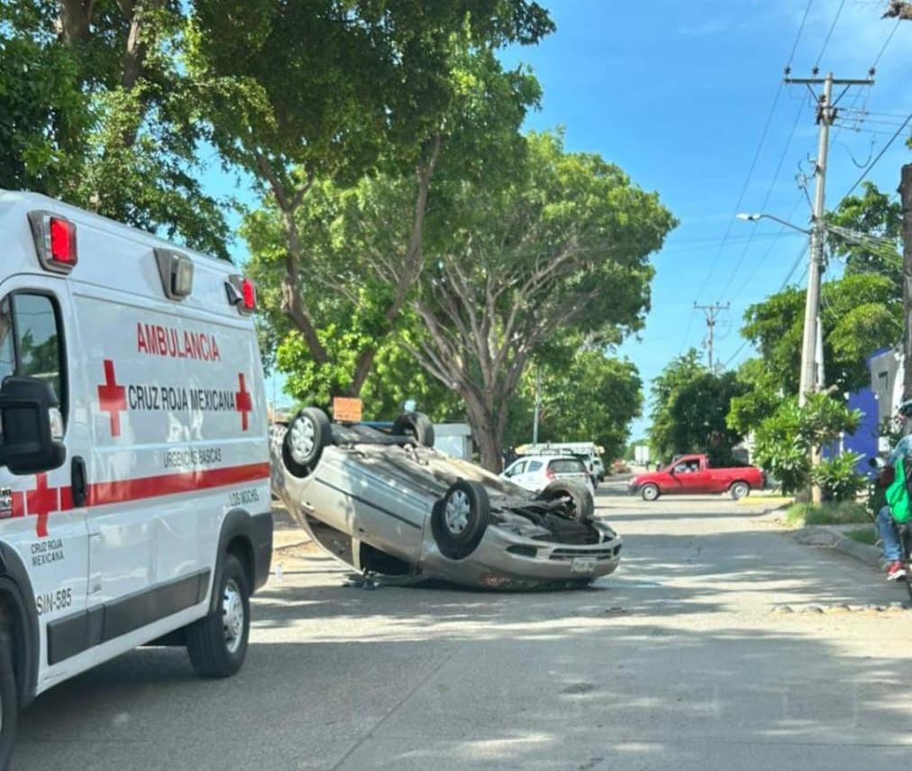 Volcadura en Los Mochis