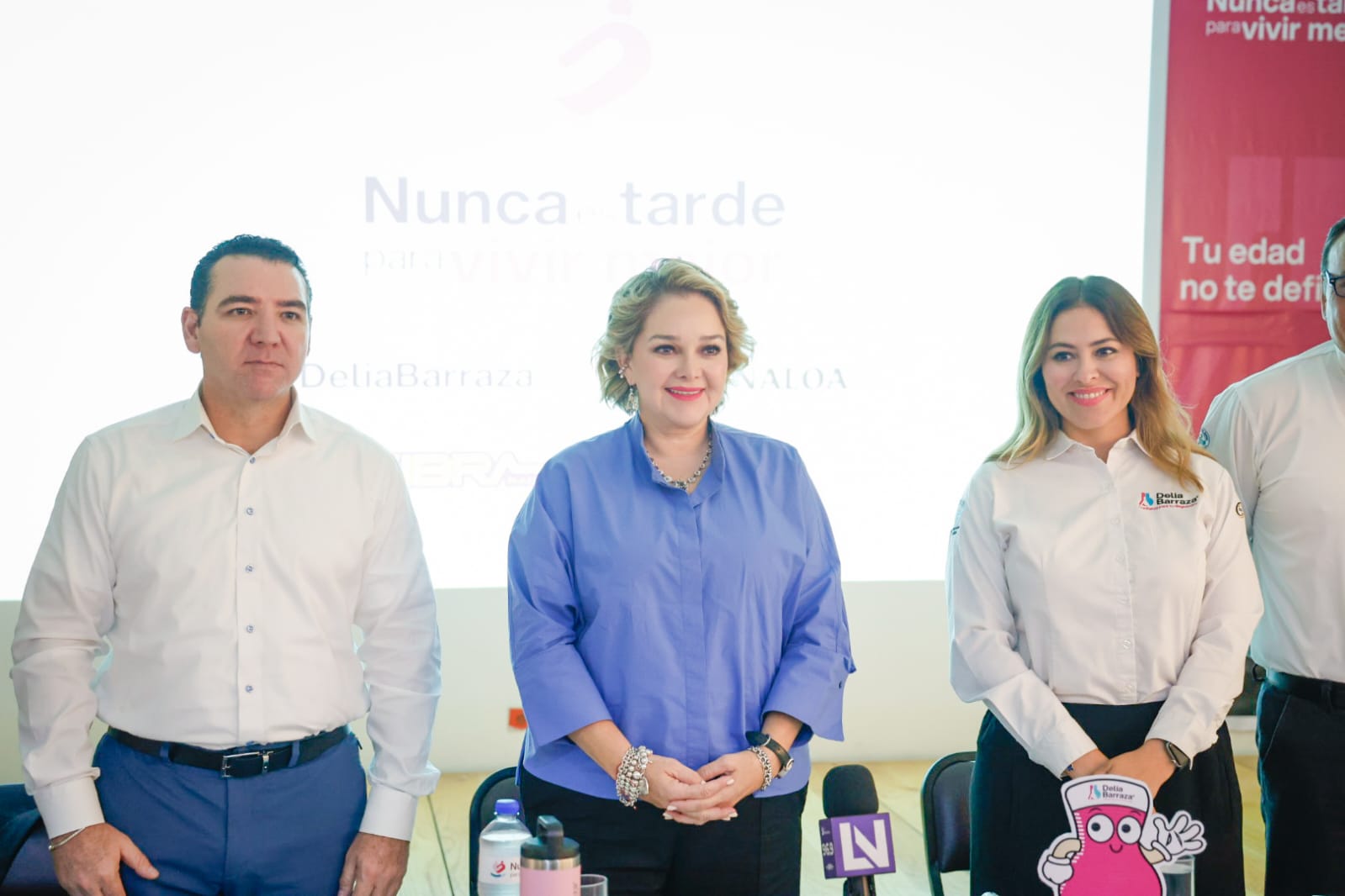 “Nunca es tarde para vivir mejor” campaña impulsada por Laboratorios Delia Barraza