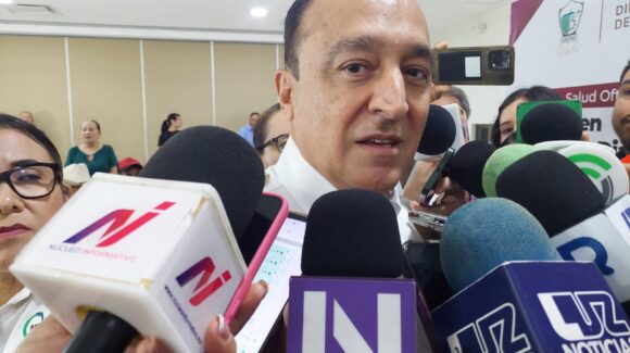 Gobierno de Sinaloa entregará 6 mil pesos a todas las familias afectadas por inundaciones en Ahome: Toño Menéndez