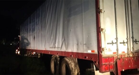 Asegura FGR Cargamento de Químicos para Drogas Sintéticas en la carretera Tepic-Mazatlán