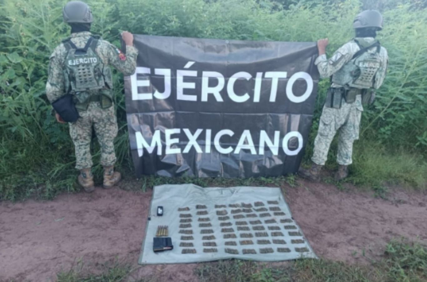 Aseguran armas, cartuchos y ropa táctica en operativos en Culiacán y Concordia