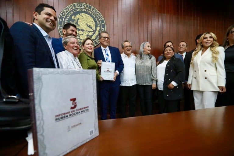 Así fue la entrega del 3er informe del gobernador Rubén Rocha Moya