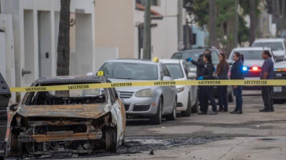 Ataques simultáneos contra la FGE en Tijuana: incendian vehículos oficiales en distintos puntos de la ciudad