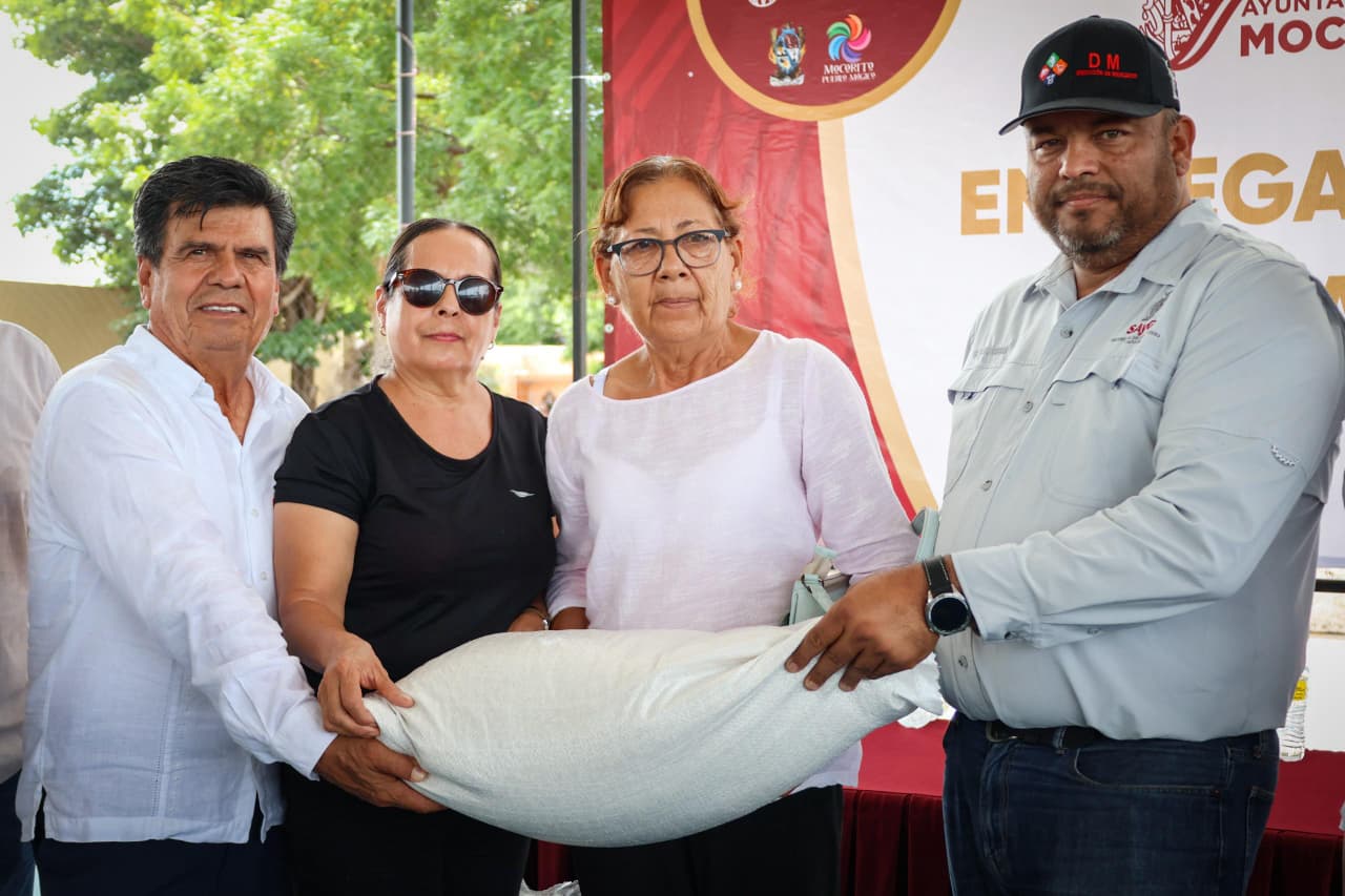 Benefician a 300 productores temporaleros de Mocorito con semillas para cultivar más de mil hectáreas
