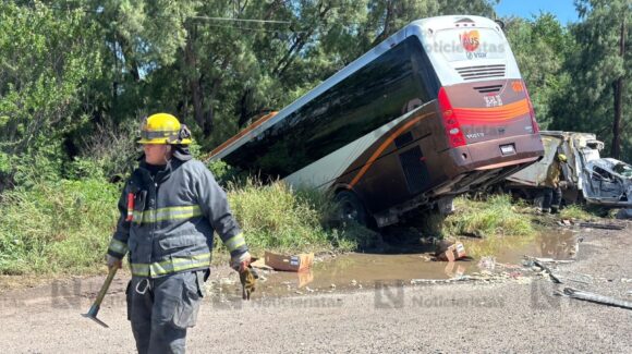 Jesús Ramón, chofer del autobús AUS, es quien murió en camionazo en Costa Rica, Culiacán