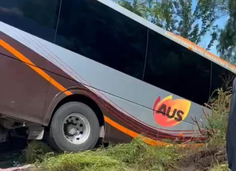 Camionazo en el Trébol de Costa Rica en Culiacán