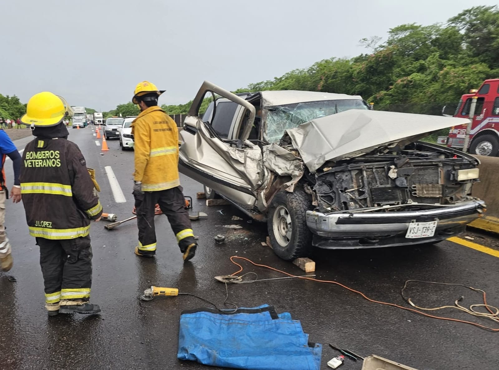 Choque fuerte en el carretera Mazatlán deja lesionados