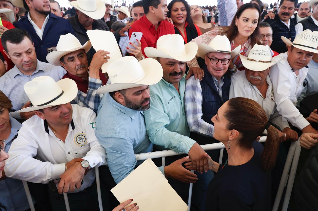 Claudia Sheinbaum en gira en Durango