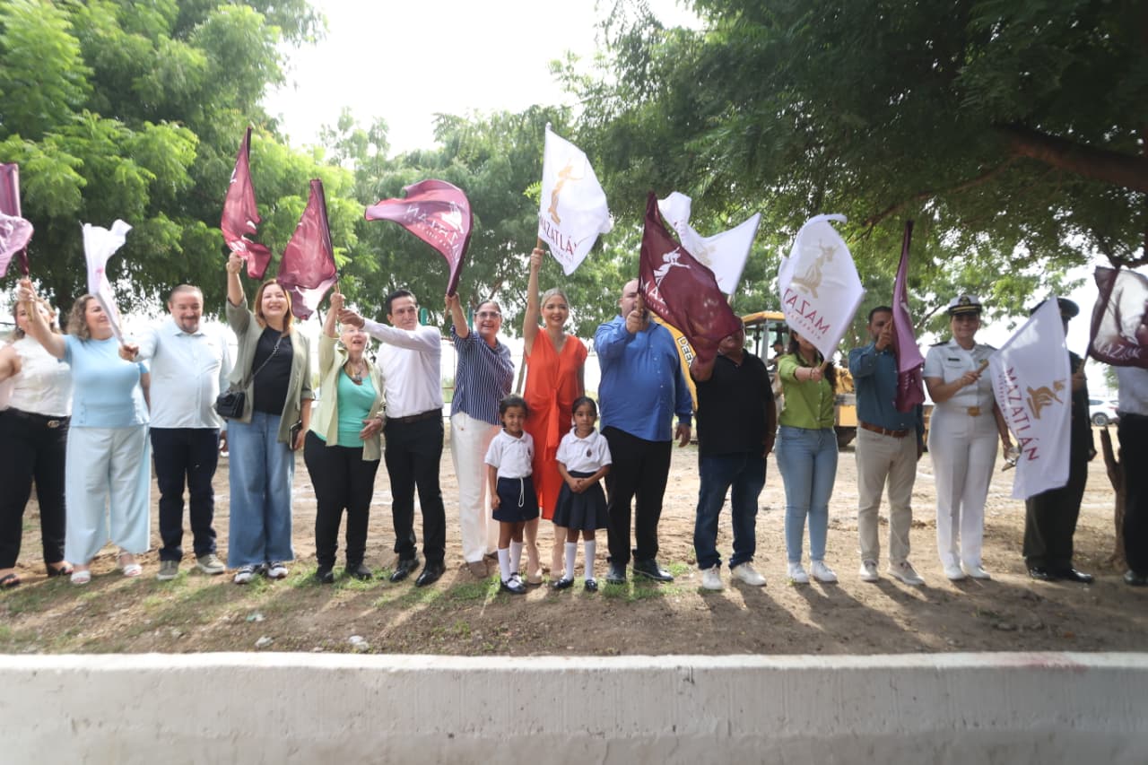 Con 1.3 mdp, arranca construcción de aula de medios en Primaria Amigos de México en Mazatlán, Sinaloa